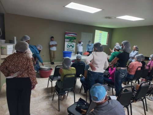 Aprogralpa-taller-Transformando-la-Leche-Junio-2025-7